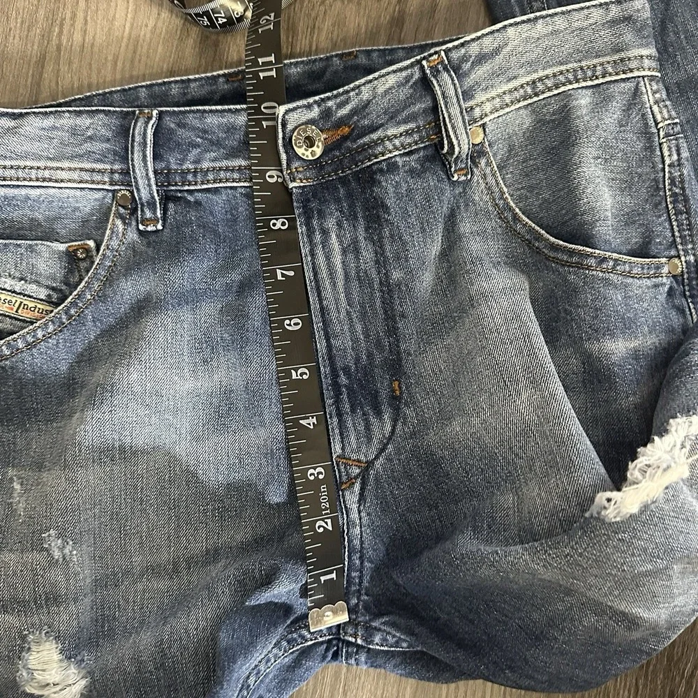 DIESEL Jeans Men's Size 28x30 (Fits 30x29.5) Krayver Slim Carrot Distressed